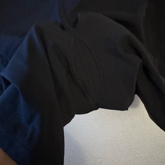 Lululemon biker shorts - Picture 3 of 6